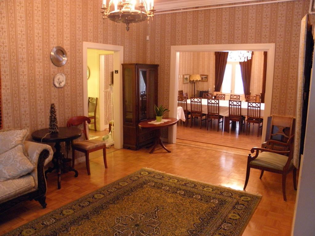 Neitsytniemen Kartano Bed & Breakfast Иматра Екстериор снимка