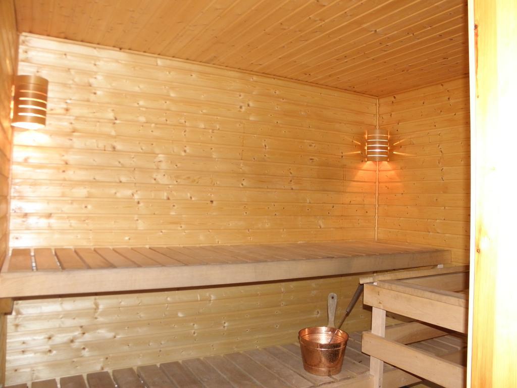 Neitsytniemen Kartano Bed & Breakfast Иматра Екстериор снимка